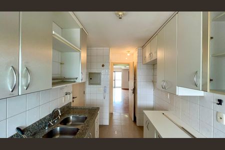 Apartamento à venda com 92m², 3 quartos e 3 vagasCozinha
