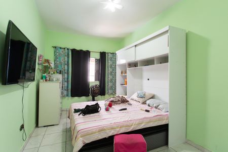 Casa à venda com 80m², 2 quartos e 2 vagasQuarto 2 