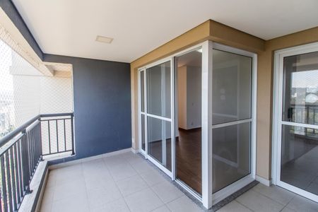 Varanda de apartamento para alugar com 3 quartos, 75m² em Alphaville Empresarial, Barueri