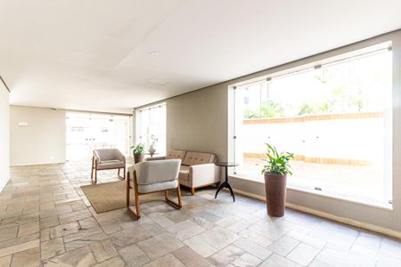 Apartamento à venda com 74m², 2 quartos e 1 vagaHall de Entrada