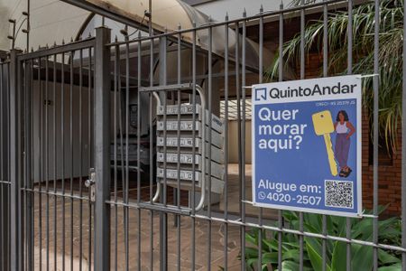 Apartamento para alugar com 63m², 2 quartos e 2 vagasIPRS70/44