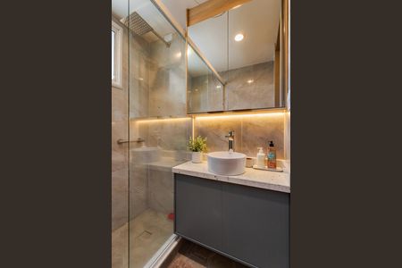 Apartamento para alugar com 63m², 2 quartos e 2 vagasBanheiro