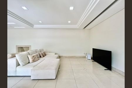 Casa de Condomínio à venda com 4 quartos, 400m² em Anhangabaú, Jundiaí