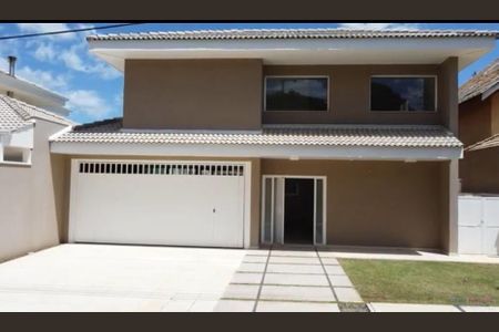 Casa de condomínio à venda com 400m², 4 quartos e 4 vagas