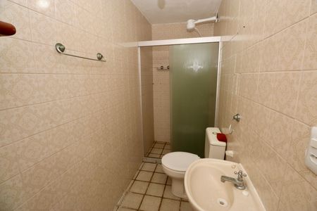 Apartamento para alugar com 70m², 2 quartos e 1 vaga Apartamento para alugar com 70m², 2 quartos e 1 vagaBanheiro