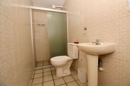 Apartamento para alugar com 70m², 2 quartos e 1 vaga Apartamento para alugar com 70m², 2 quartos e 1 vagaBanheiro