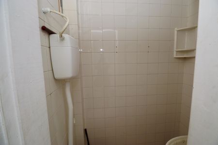 Apartamento para alugar com 70m², 2 quartos e 1 vaga Apartamento para alugar com 70m², 2 quartos e 1 vagaBanheiro dependência