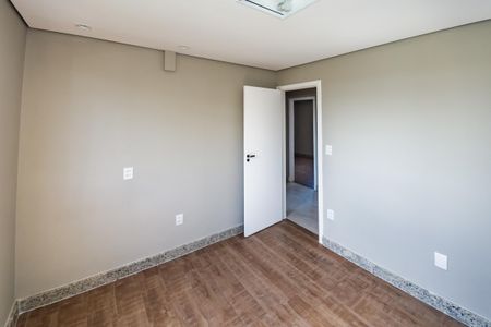 Apartamento à venda com 260m², 4 quartos e 2 vagasQuarto 1