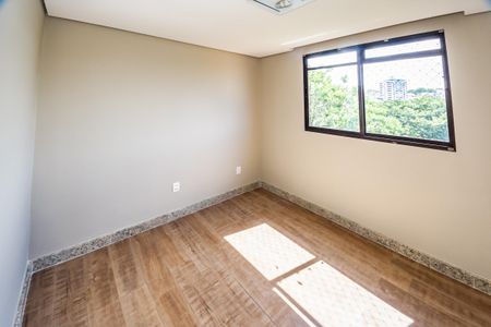 Apartamento à venda com 260m², 4 quartos e 2 vagasQuarto 1