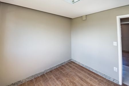 Apartamento à venda com 260m², 4 quartos e 2 vagasQuarto 2