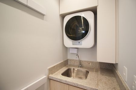 Apartamento para alugar com 40m², 2 quartos e sem vaga Apartamento para alugar com 40m², 2 quartos e sem vagaCozinha e Área de Serviço