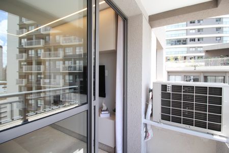 Varanda de apartamento para alugar com 2 quartos, 40m² em Vila Nova Conceição, São Paulo