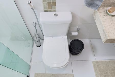 Casa de condomínio para alugar com 280m², 3 quartos e 4 vagasBanheiro da Suíte