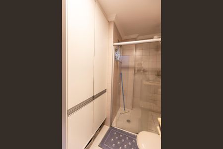 Banheiro de kitnet/studio à venda com 1 quarto, 47m² em Centro, Campinas