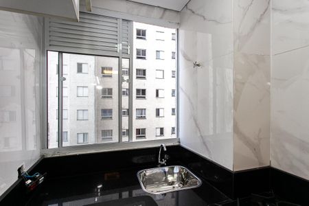 Apartamento à venda com 43m², 2 quartos e sem vaga Apartamento à venda com 43m², 2 quartos e sem vagaÁrea de Serviço