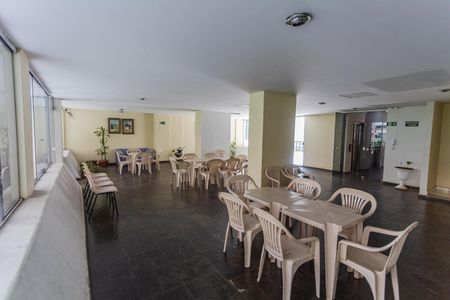 Apartamento à venda com 86m², 2 quartos e sem vagaÁrea comum - Salão de festas