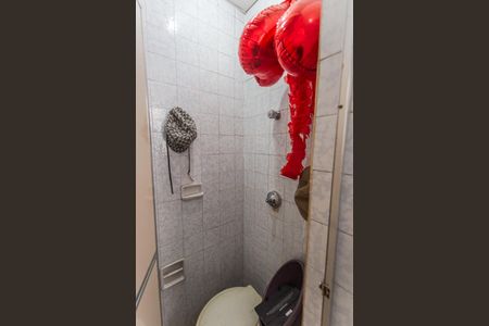 Apartamento à venda com 86m², 2 quartos e sem vagaBanheiro de serviço