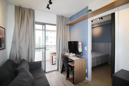 Sala de apartamento para alugar com 1 quarto, 35m² em Vila Nova Conceição, São Paulo