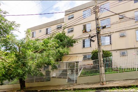 Apartamento à venda com 115m², 2 quartos e 1 vaga Apartamento à venda com 115m², 2 quartos e 1 vagaFachada