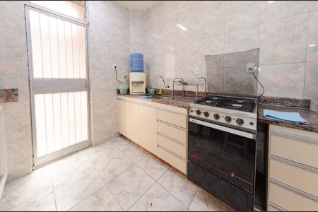Apartamento à venda com 115m², 2 quartos e 1 vaga Apartamento à venda com 115m², 2 quartos e 1 vagaCozinha