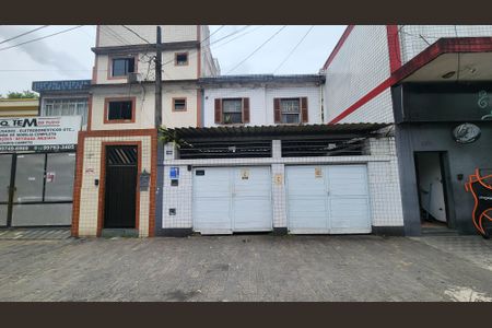 Casa para alugar com 223m², 6 quartos e 2 vagasFachada