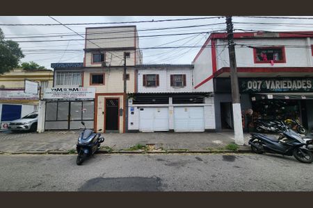 Casa para alugar com 223m², 6 quartos e 2 vagasFachada