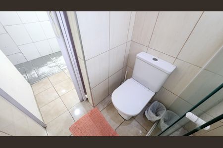 Casa para alugar com 223m², 6 quartos e 2 vagasBanheiro 2