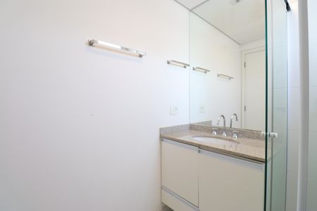 Apartamento à venda com 145m², 4 quartos e 3 vagasBanheiro da Suíte 1