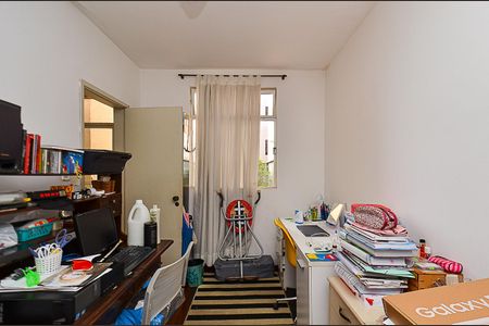 Apartamento à venda com 200m², 4 quartos e 2 vagas Apartamento à venda com 200m², 4 quartos e 2 vagasQuarto 3