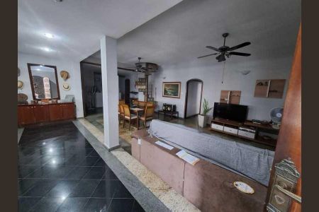 Casa à venda com 5 quartos, 434m² em Jardim Guanabara, Rio de Janeiro