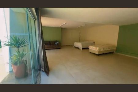 Casa à venda com 500m², 3 quartos e 4 vagas