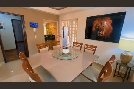 Casa à venda com 500m², 3 quartos e 4 vagas