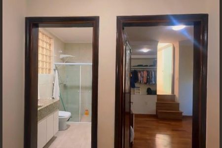 Casa à venda com 500m², 3 quartos e 4 vagas