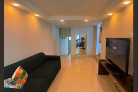 Casa à venda com 500m², 3 quartos e 4 vagas