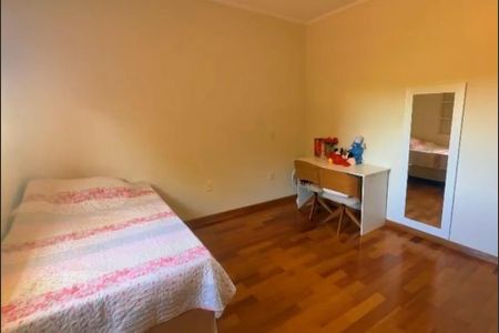 Casa à venda com 500m², 3 quartos e 4 vagas