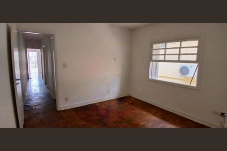 Casa à venda com 4 quartos, 160m² em Jardim Aeroporto, São Paulo