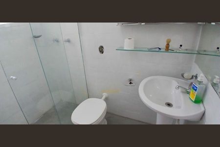 Casa à venda com 4 quartos, 160m² em Jardim Aeroporto, São Paulo