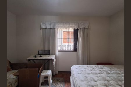 Casa à venda com 195m², 3 quartos e 4 vagas