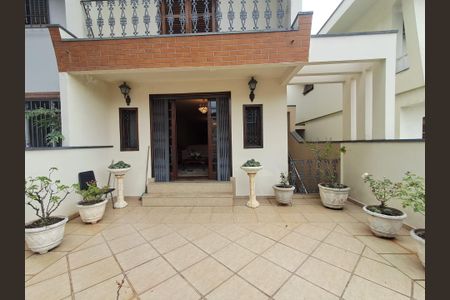 Casa à venda com 195m², 3 quartos e 4 vagas