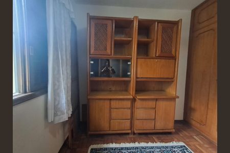 Casa à venda com 195m², 3 quartos e 4 vagas