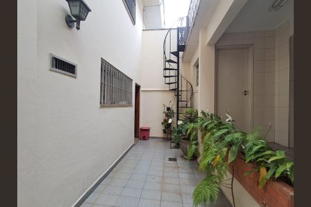 Casa à venda com 195m², 3 quartos e 4 vagas