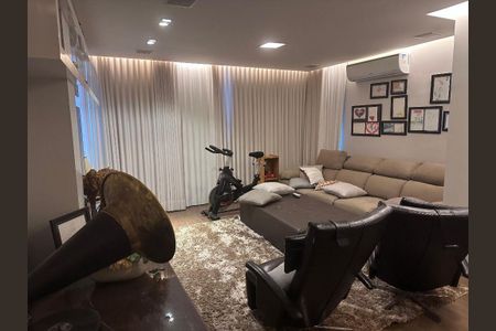 Casa à venda com 4 quartos, 395m² em Santa Lúcia, Belo Horizonte