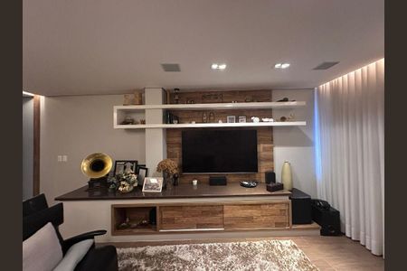 Casa à venda com 4 quartos, 395m² em Santa Lúcia, Belo Horizonte