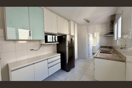Apartamento à venda com 139m², 3 quartos e 3 vagas