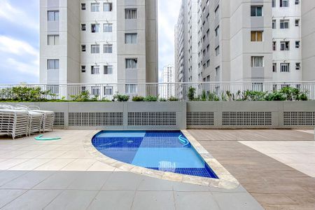 Apartamento à venda com 74m², 3 quartos e 1 vagaÁrea comum - Piscina