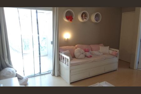 Casa à venda com 3 quartos, 300m² em Campo Belo, São Paulo