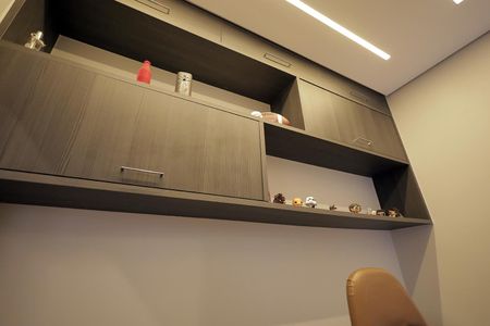 Apartamento à venda com 168m², 3 quartos e 2 vagasEscritório