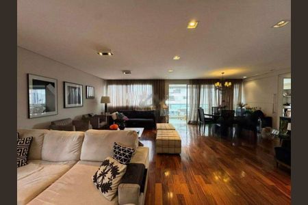 Apartamento à venda com 198m², 3 quartos e 3 vagas