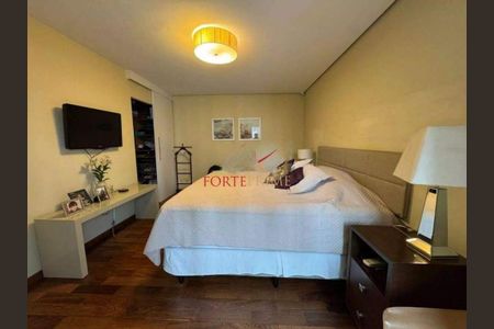 Apartamento à venda com 198m², 3 quartos e 3 vagas