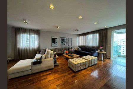 Apartamento à venda com 198m², 3 quartos e 3 vagas